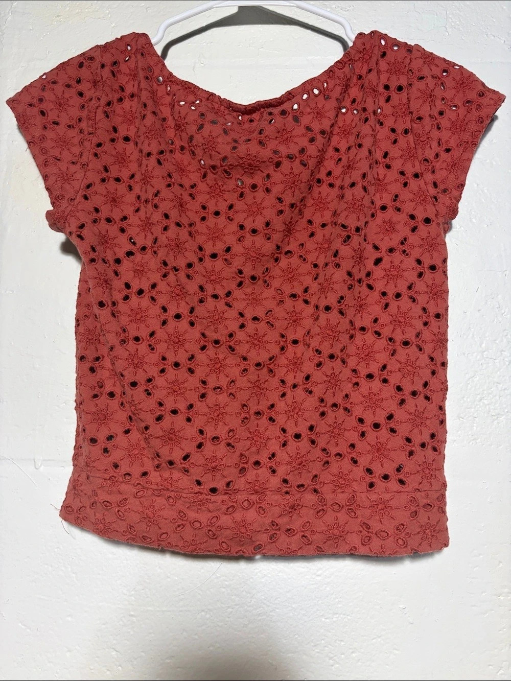 American Eagle Outfitters Short Sleeve Eyelet Top in Red Size Medium